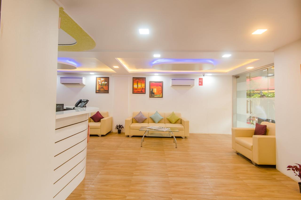Oyo 9326 Om Sai Residency Hotell Mumbai Eksteriør bilde